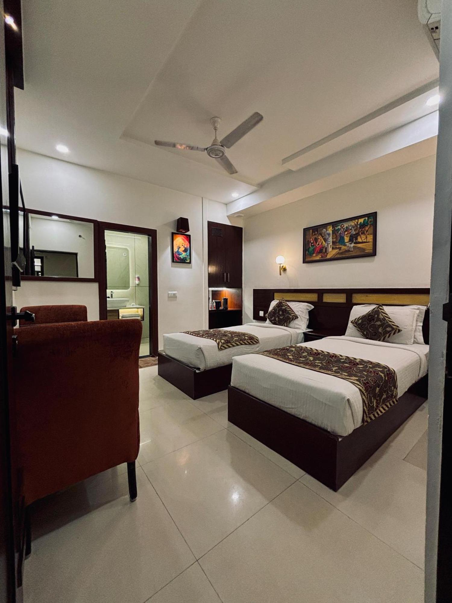 Taj Inn Hotel Agra  Ngoại thất bức ảnh