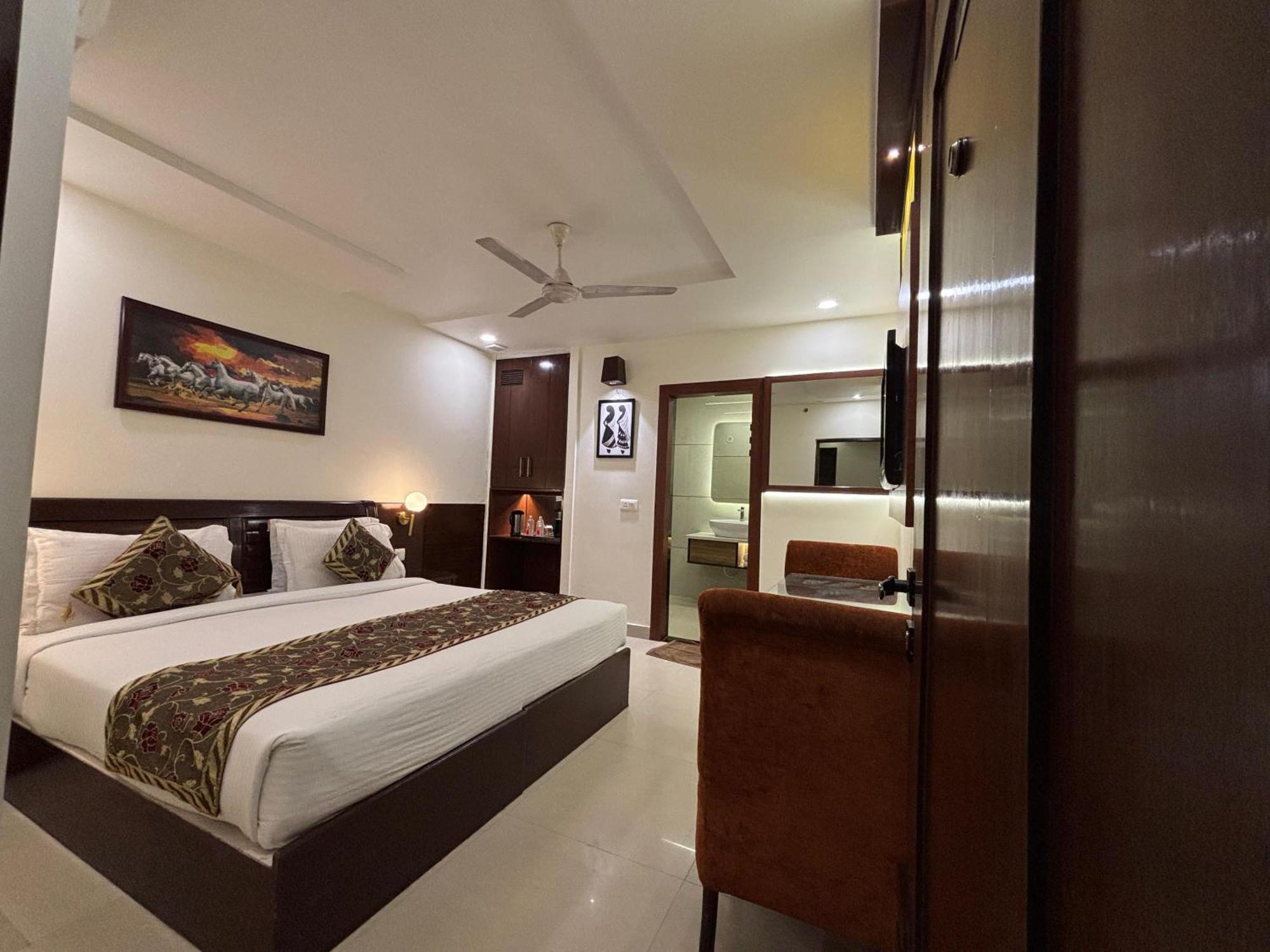 Taj Inn Hotel Agra  Ngoại thất bức ảnh