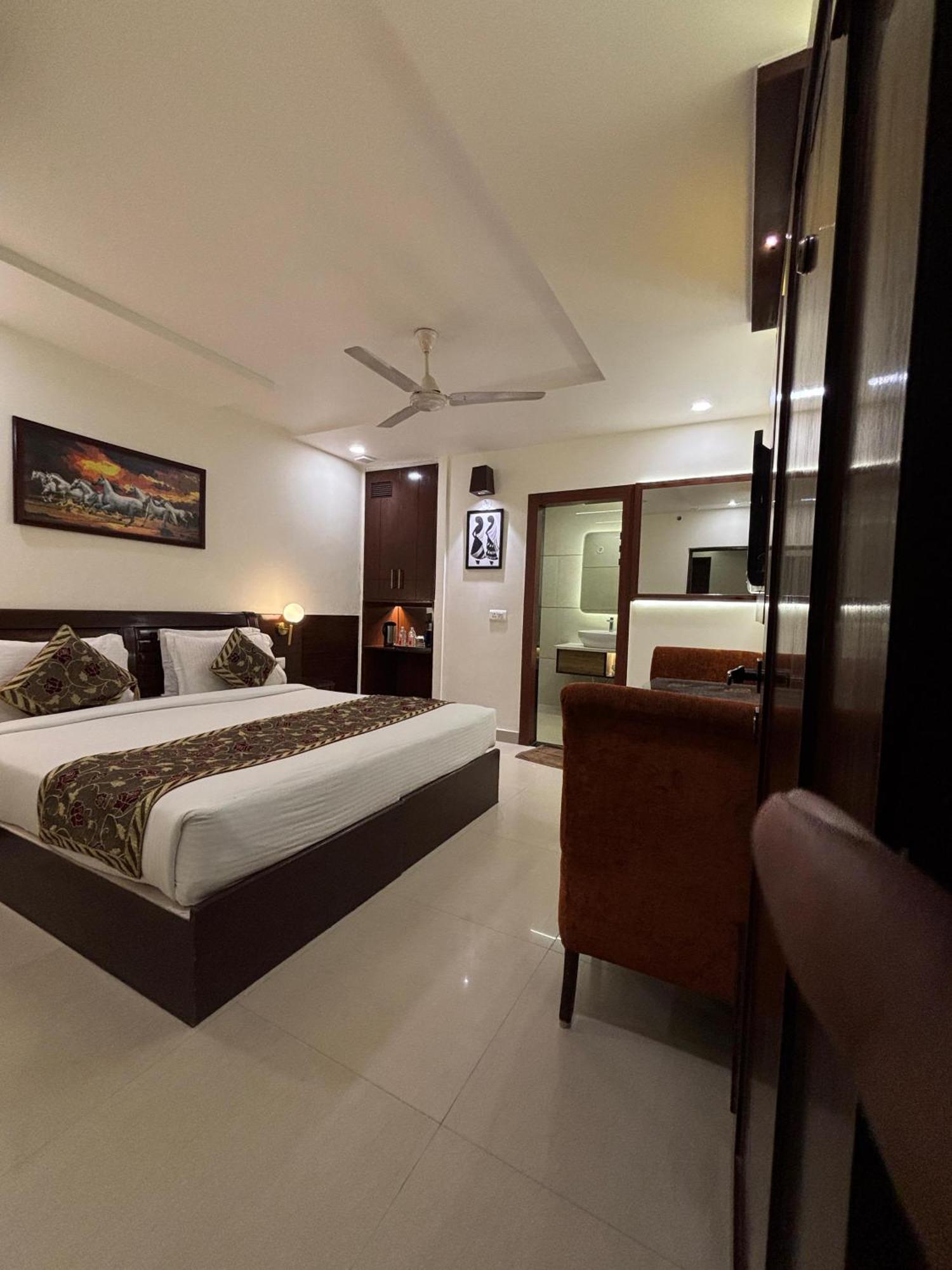 Taj Inn Hotel Agra  Ngoại thất bức ảnh