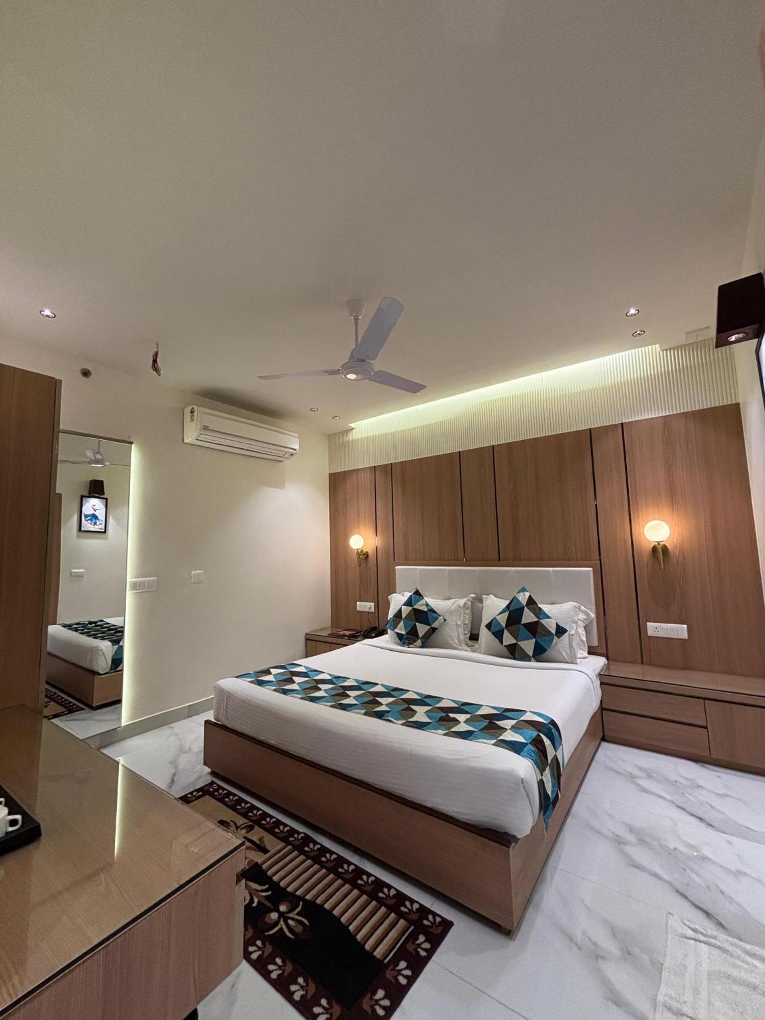 Taj Inn Hotel Agra  Ngoại thất bức ảnh
